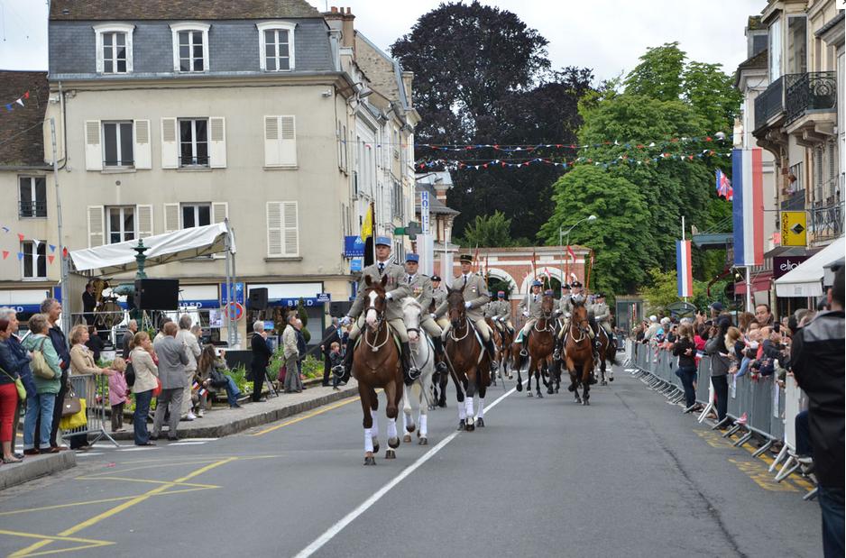 Défilé du 14 juillet à Fontainebleau : retour aux sources Défilé du 14 juillet à Fontainebleau : retour aux sources