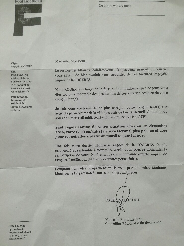 « Je suis donc contraint de ne plus accepter votre enfant aux activités périscolaires de la Ville » « Je suis donc contraint de ne plus accepter votre enfant aux activités périscolaires de la Ville »
