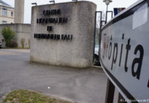 « Pendant une dizaine d’années il a été question de déménager l’hôpital, ce qui a eu pour effet de bloquer tout projet de rénovation »