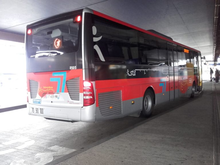 Pour un service minimum de bus pendant les grèves Pour un service minimum de bus pendant les grèves