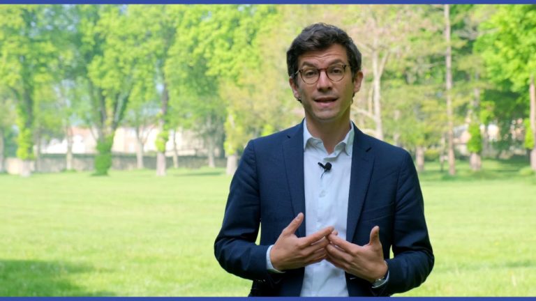 Fontainebleau : la grande consultation ! Fontainebleau : la grande consultation !