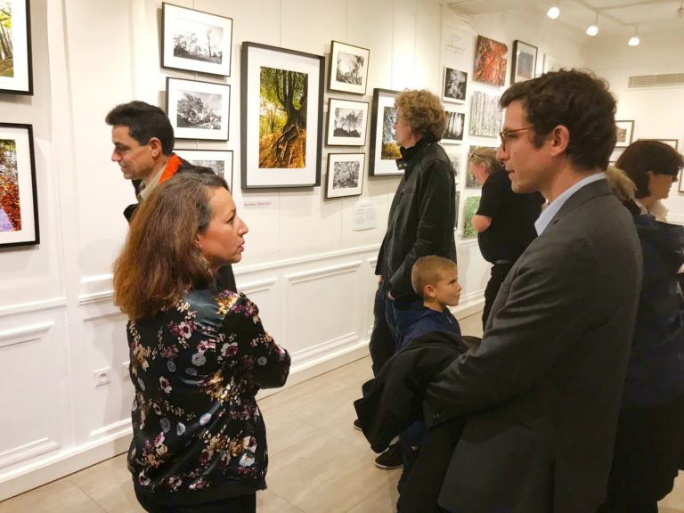 Exposition Photobleau tout le weekend à l’Aigle Noir !